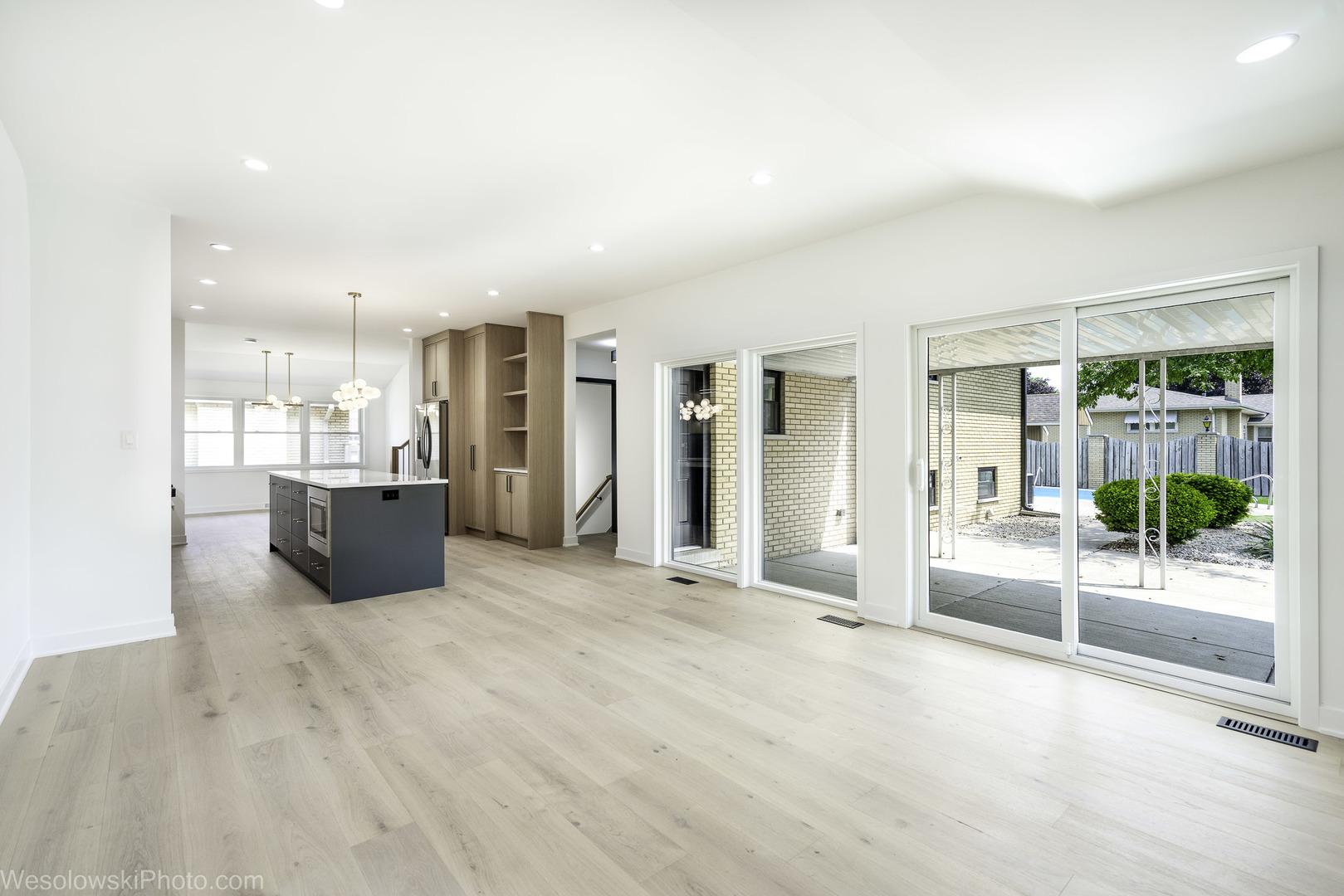 S Kilbourn Ave, Oak Lawn, IL 60453