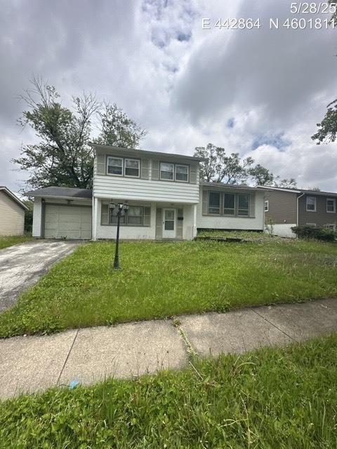 Grandview Dr, Hazel Crest, IL 60429