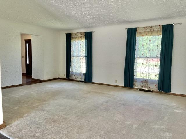 Hilltop St, Colona, IL 61241