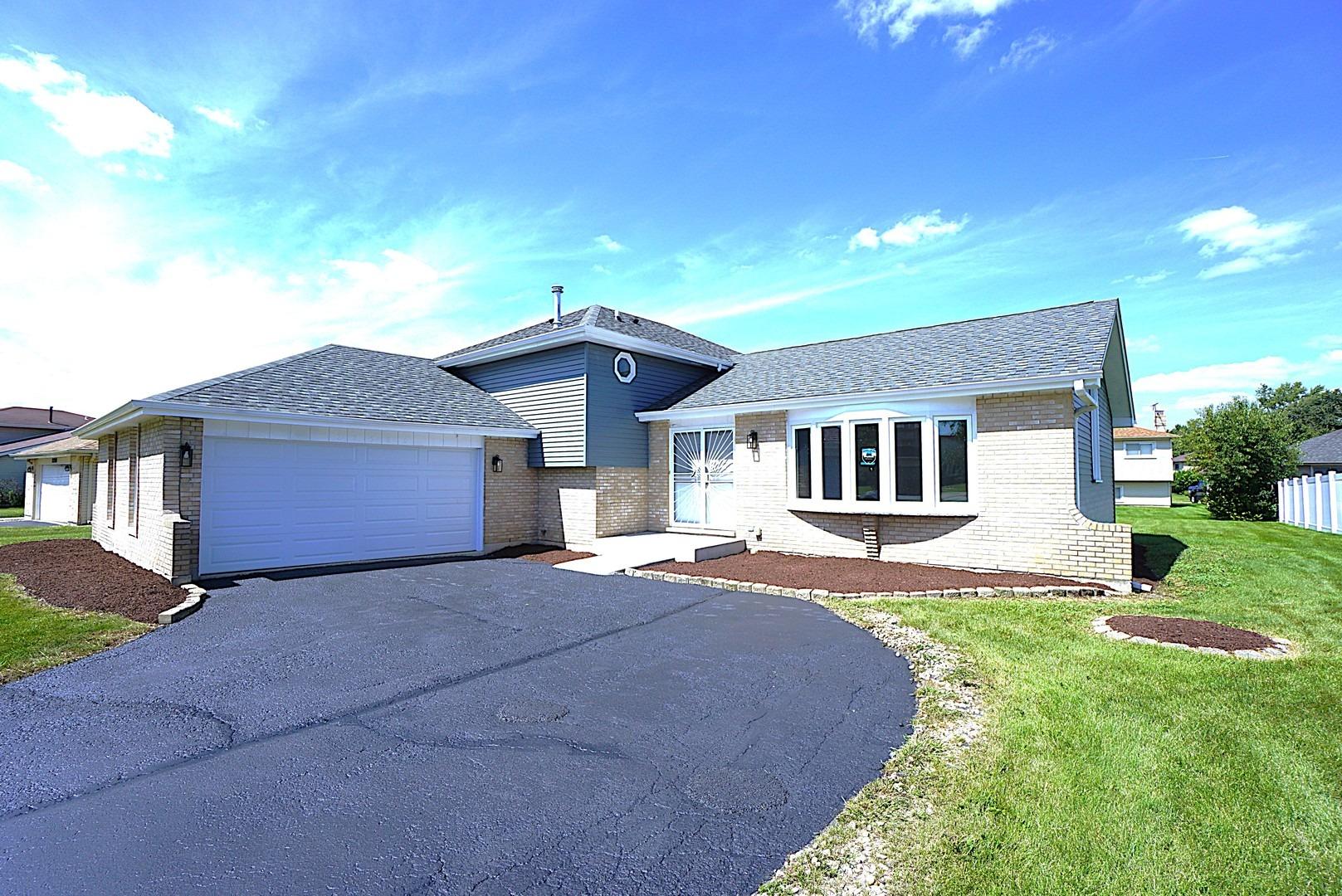 Crescent Way, Richton Park, IL 60471