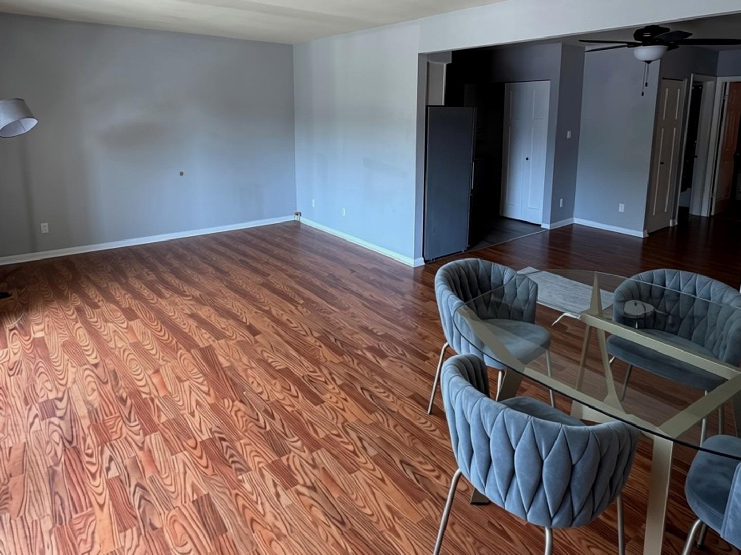 N Pleasant Dr, Glenwood, IL 60425