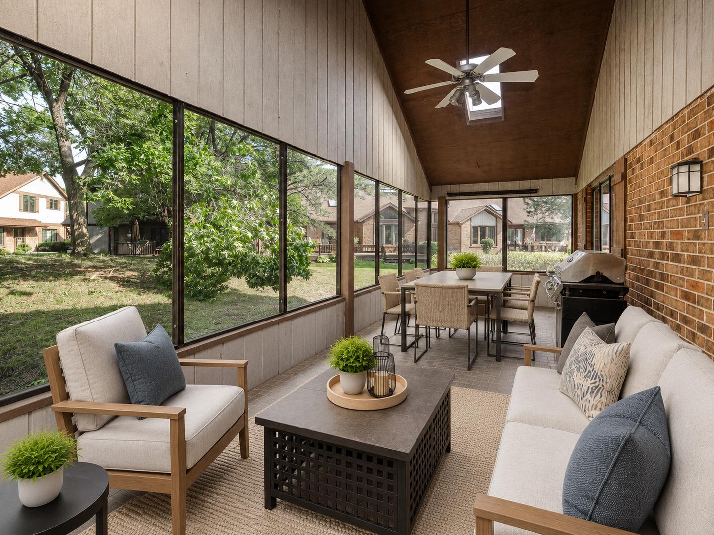 S Oak Hills Pkwy, Palos Heights, IL 60463