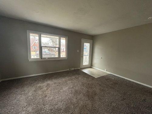 S May St, Joliet, IL 60436