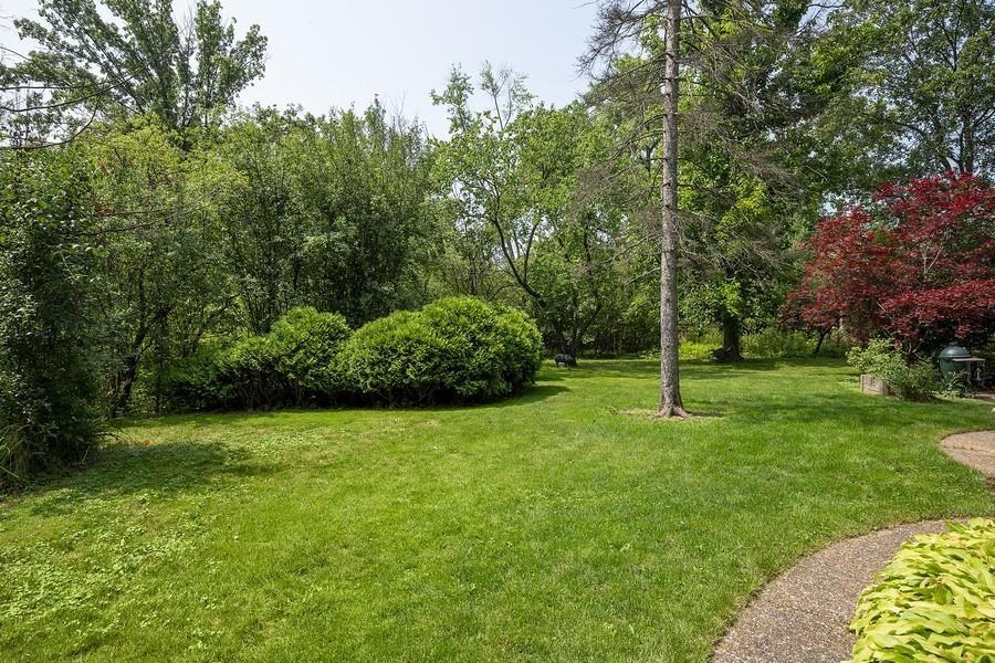Northwoods Rd, Deerfield, IL 60015
