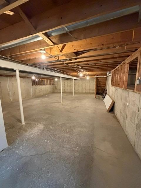 Valerie Ct, Orland Park, IL 60467