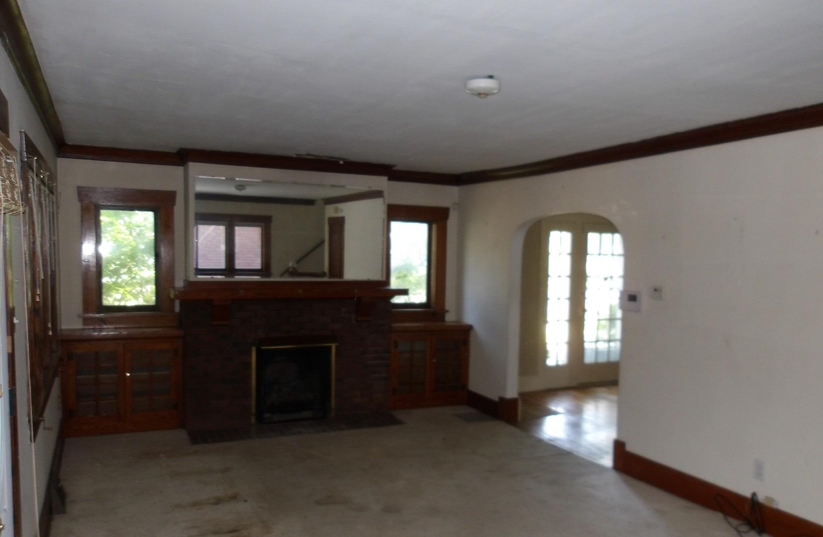 S Taylor Ave, Decatur, IL 62522