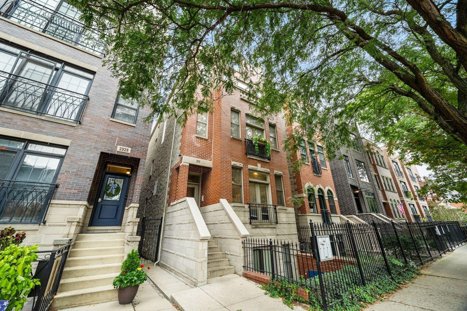 N Damen Ave, Chicago, IL 60618