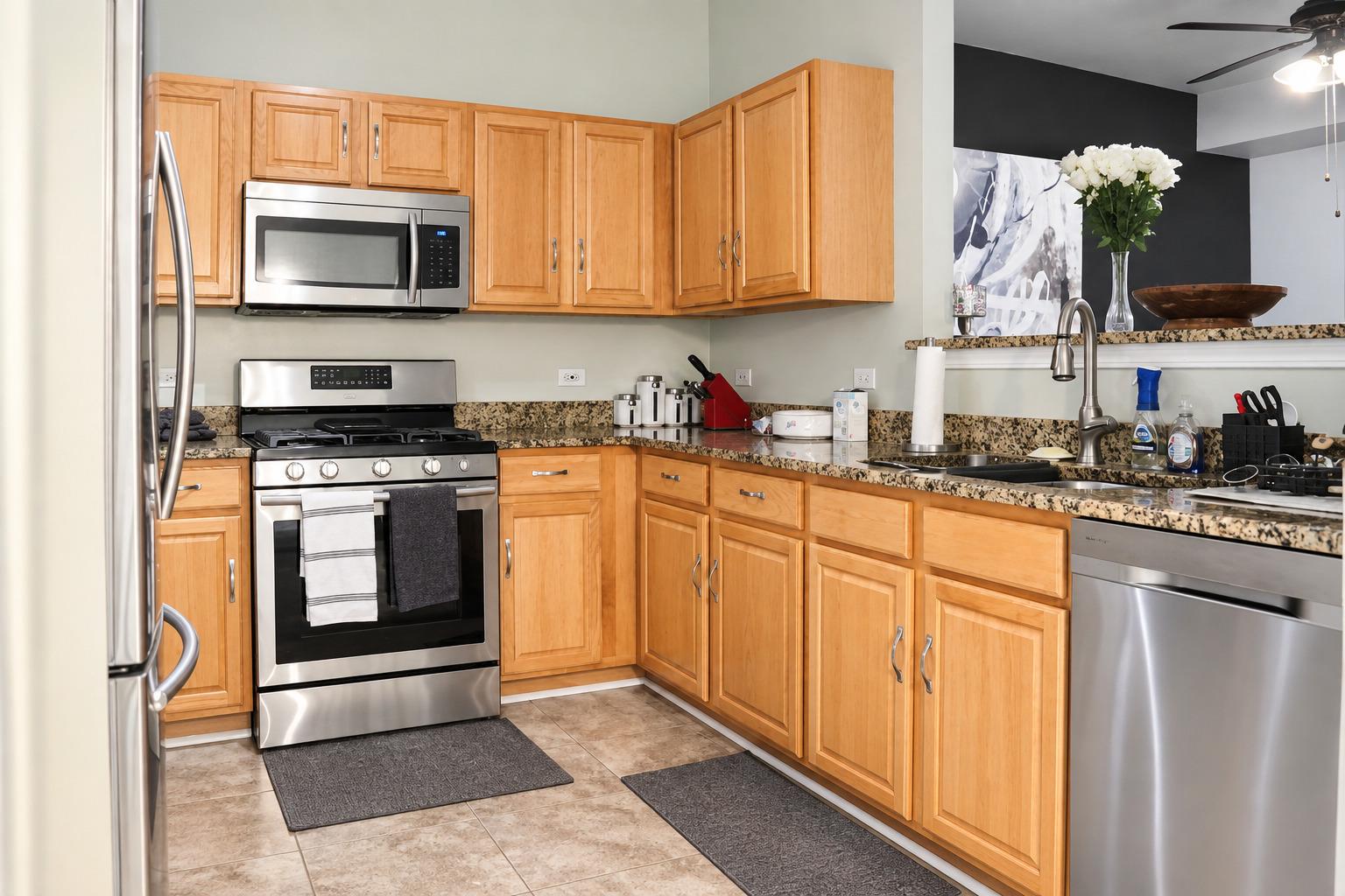 Enclave Cir, Bolingbrook, IL 60440