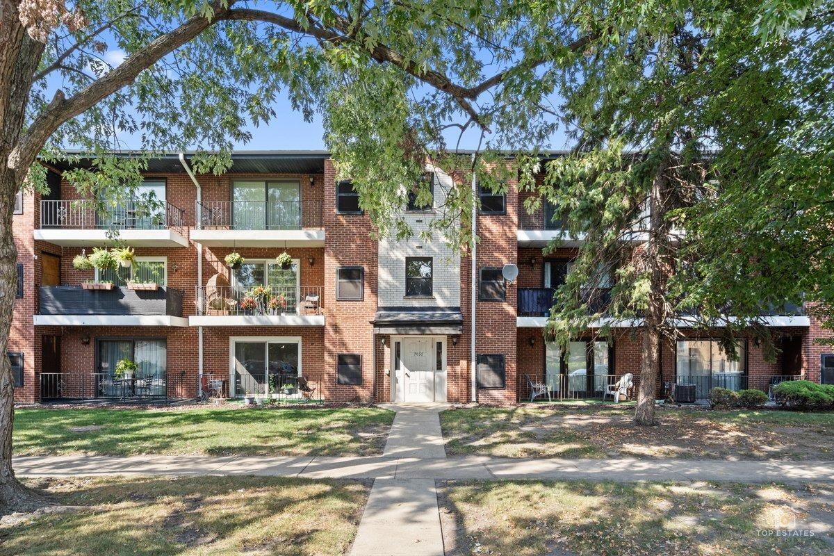 98th St, Chicago Ridge, IL 60415