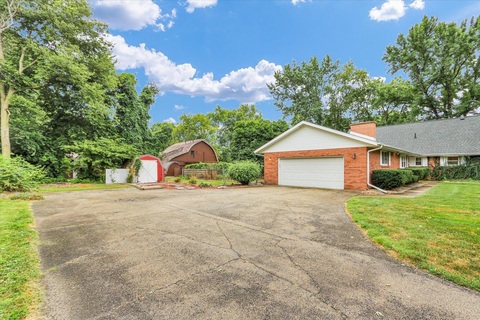 Shelly Ct, Urbana, IL 61802