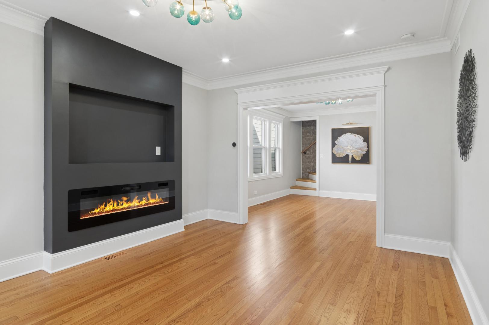 N Karlov Ave, Chicago, IL 60630