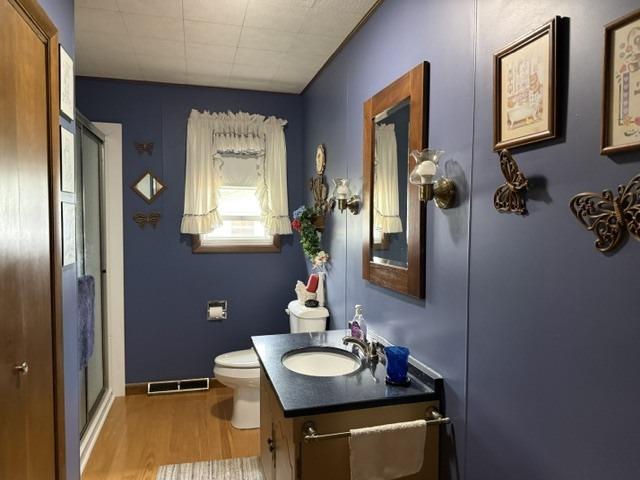 N Pond St, Lostant, IL 61334