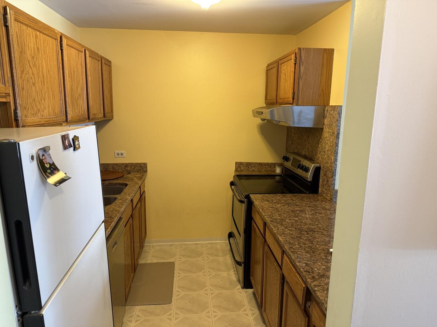 Kirchoff Rd, Rolling Meadows, IL 60008