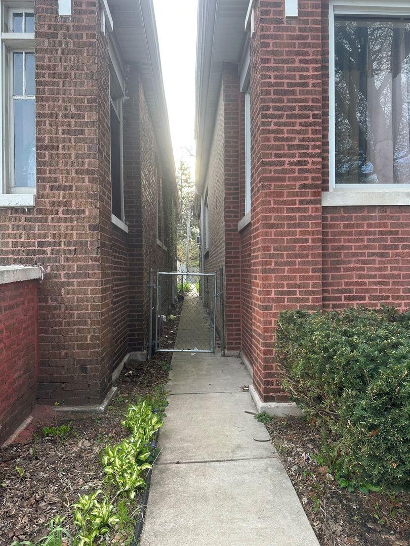 S Langley Ave, Chicago, IL 60619