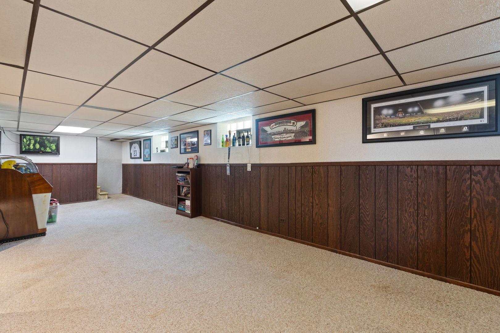Massasoit Ave, Oak Lawn, IL 60453