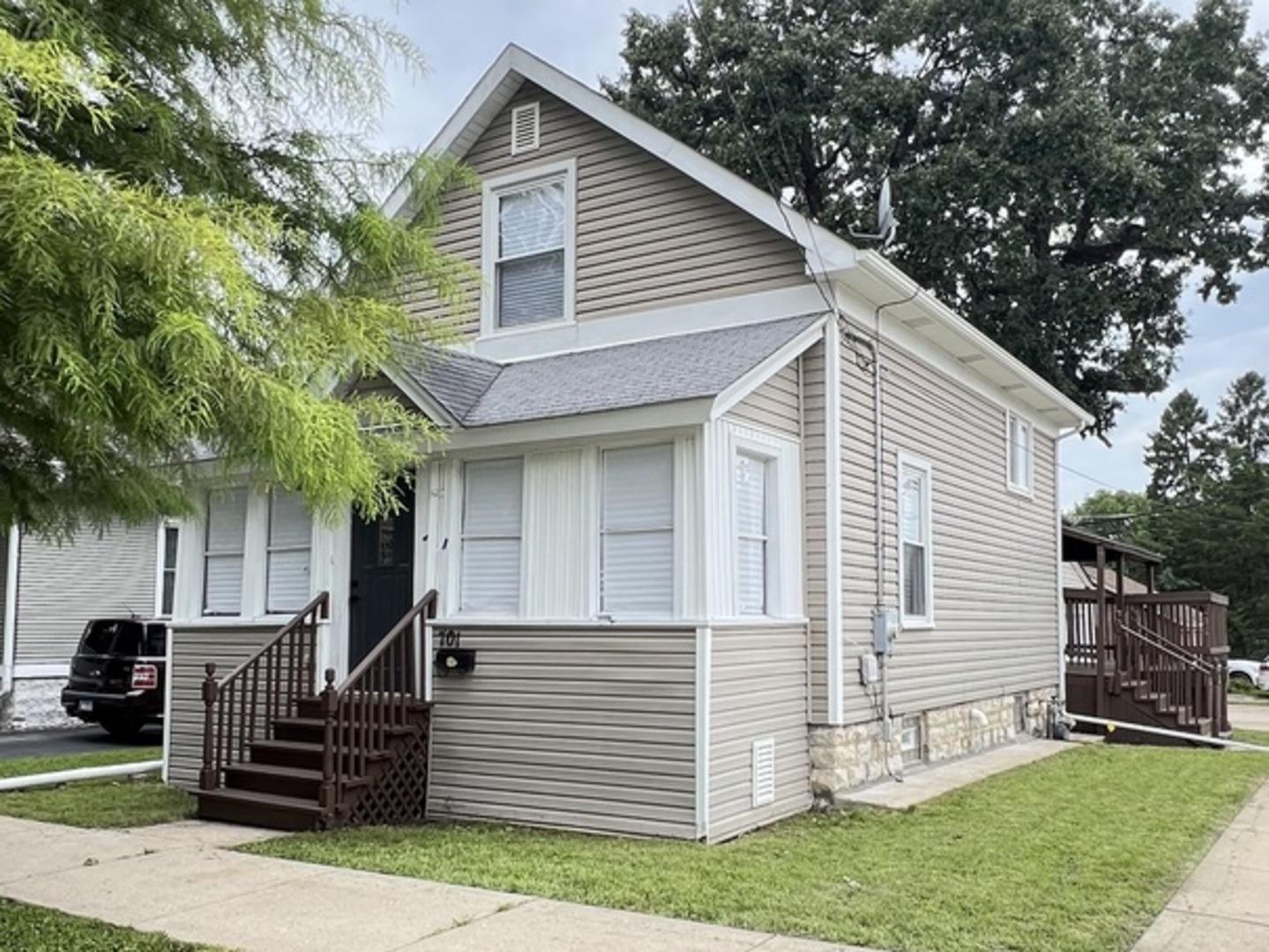 Hamilton Ave, Aurora, IL 60505