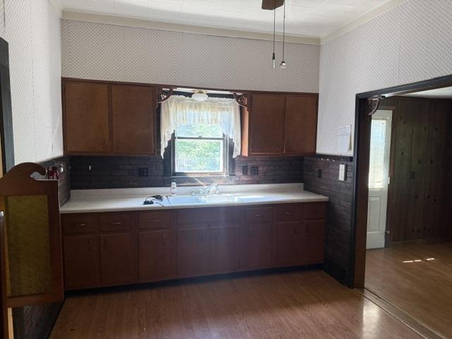 E Mckinley St, Marion, IL 62959