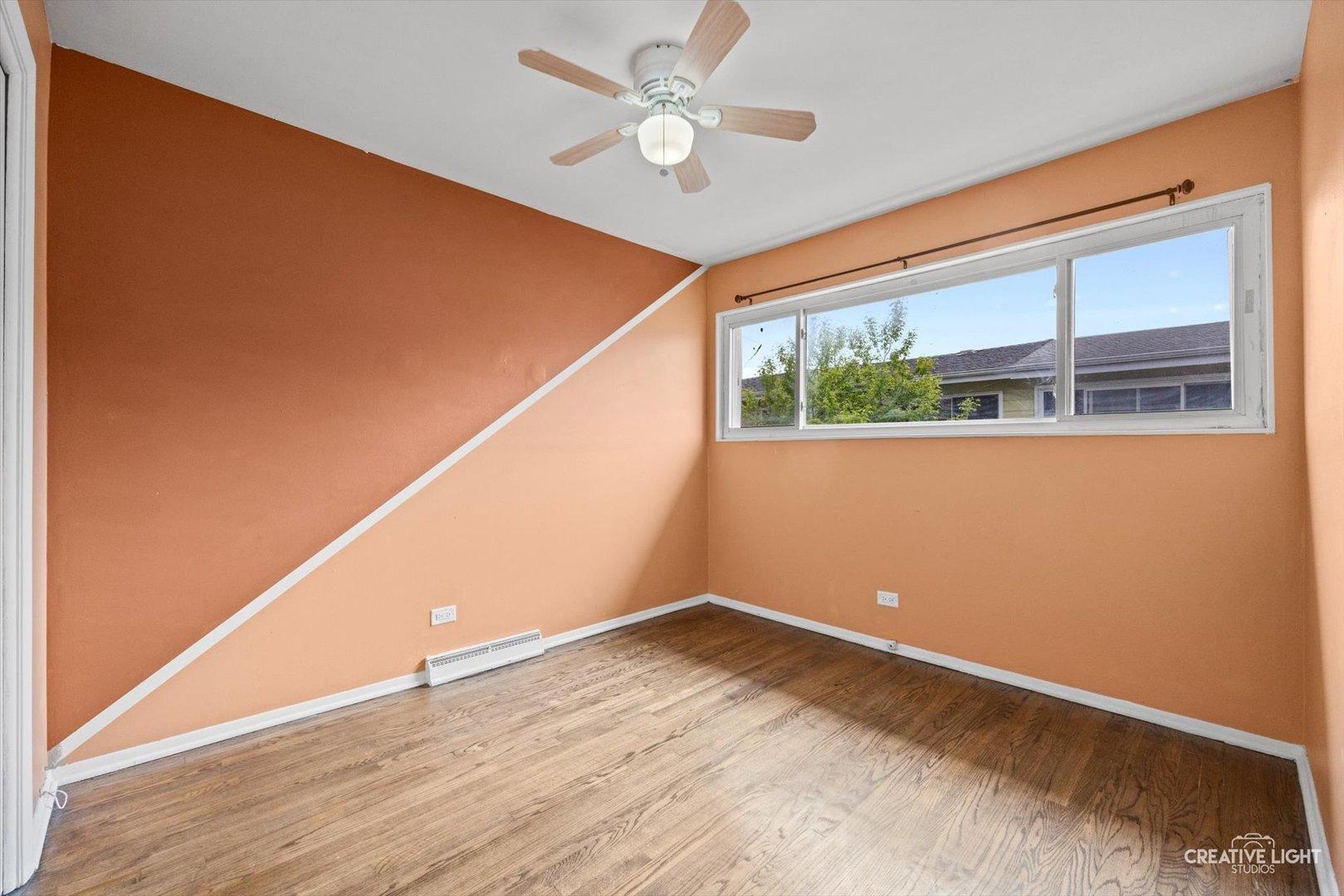 W Lyons St, Niles, IL 60714