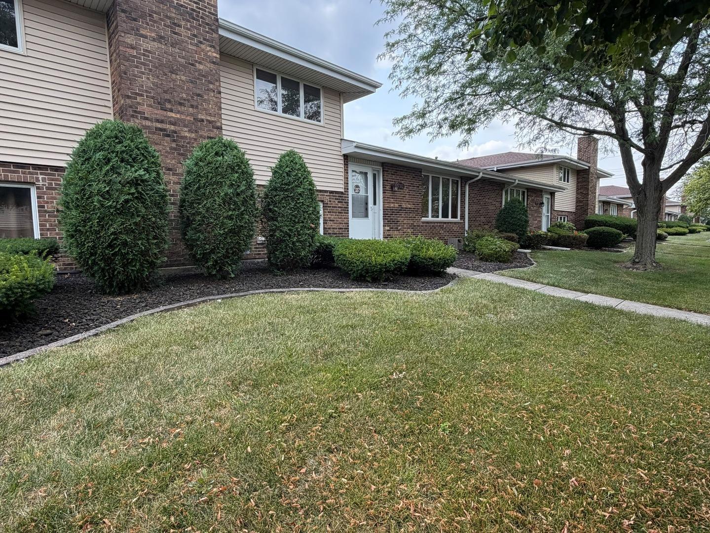 W 154th St, Orland Park, IL 60462