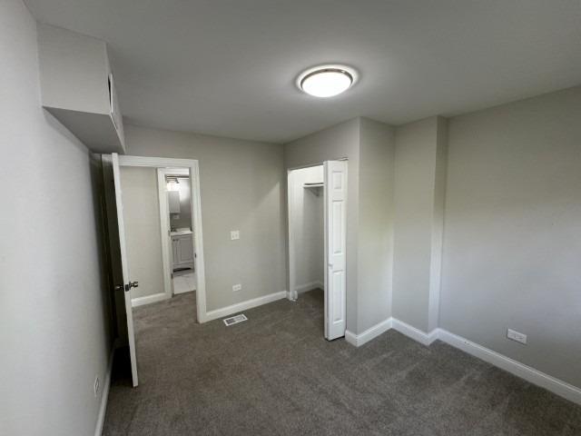 Mionske Dr, Lake Zurich, IL 60047