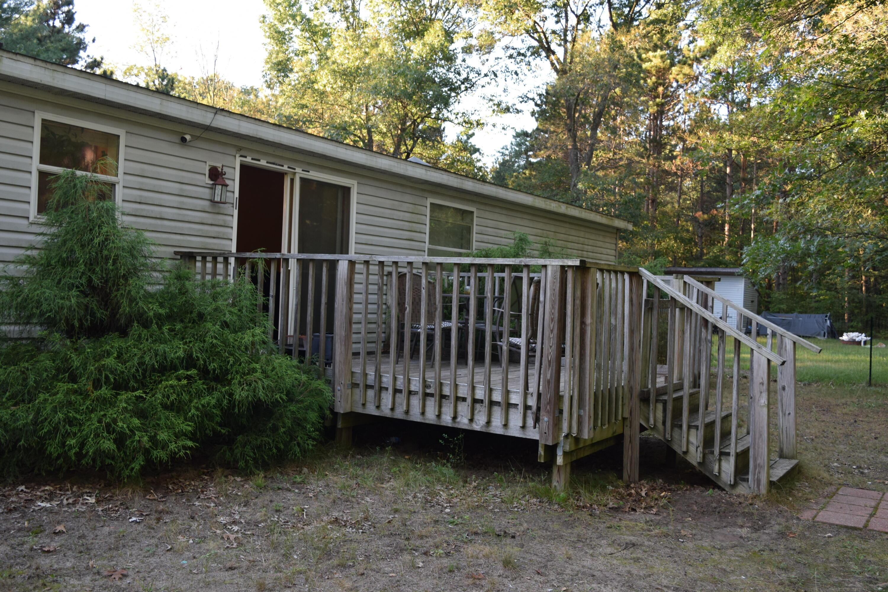 Evanston Ave, Muskegon, MI 49442