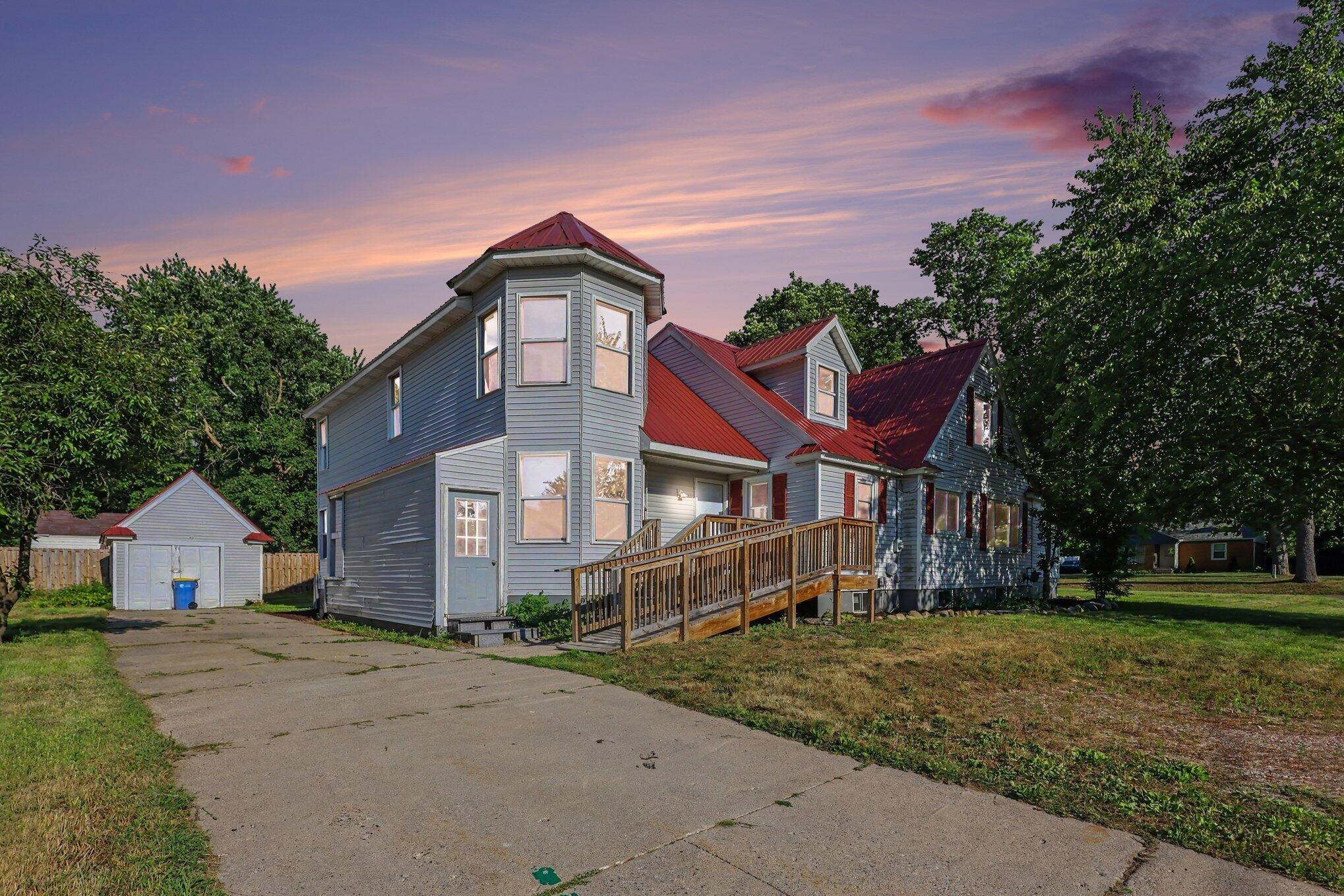 3 Mile Rd Ne, Grand Rapids, MI 49505