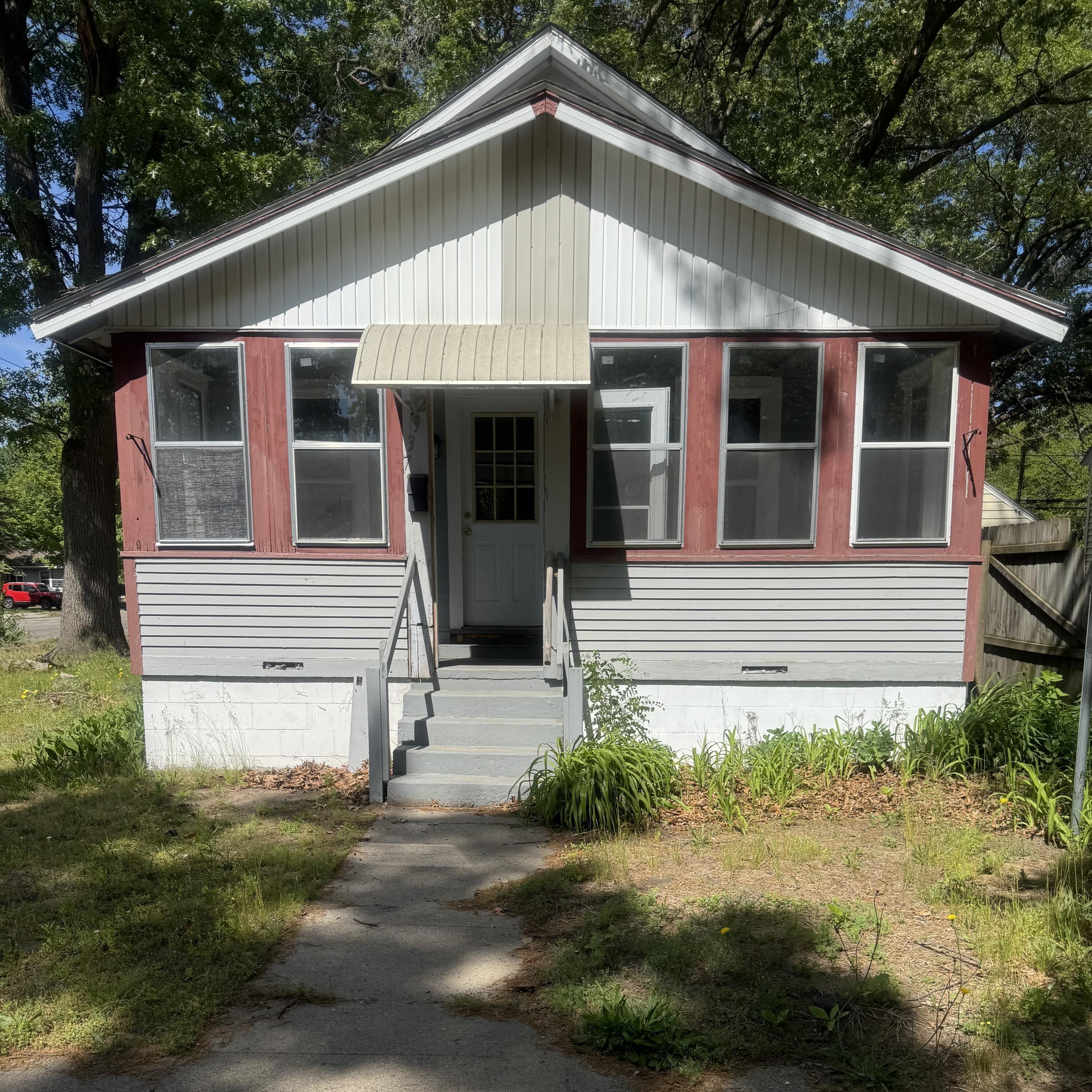 8th St, Muskegon, MI 49444