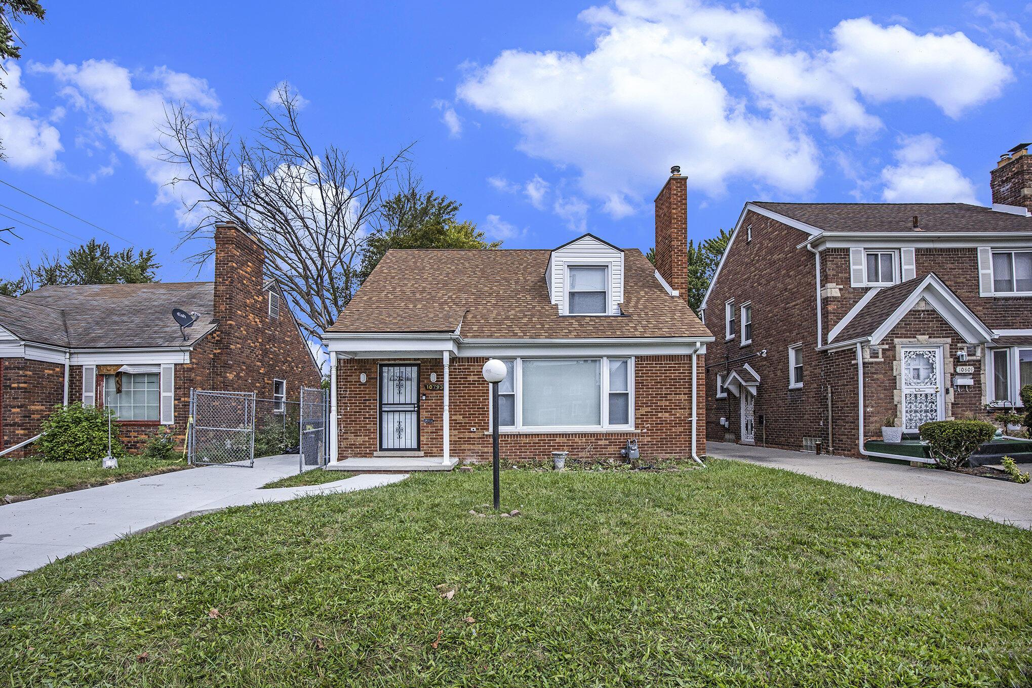 E Outer Dr, Detroit, MI 48224