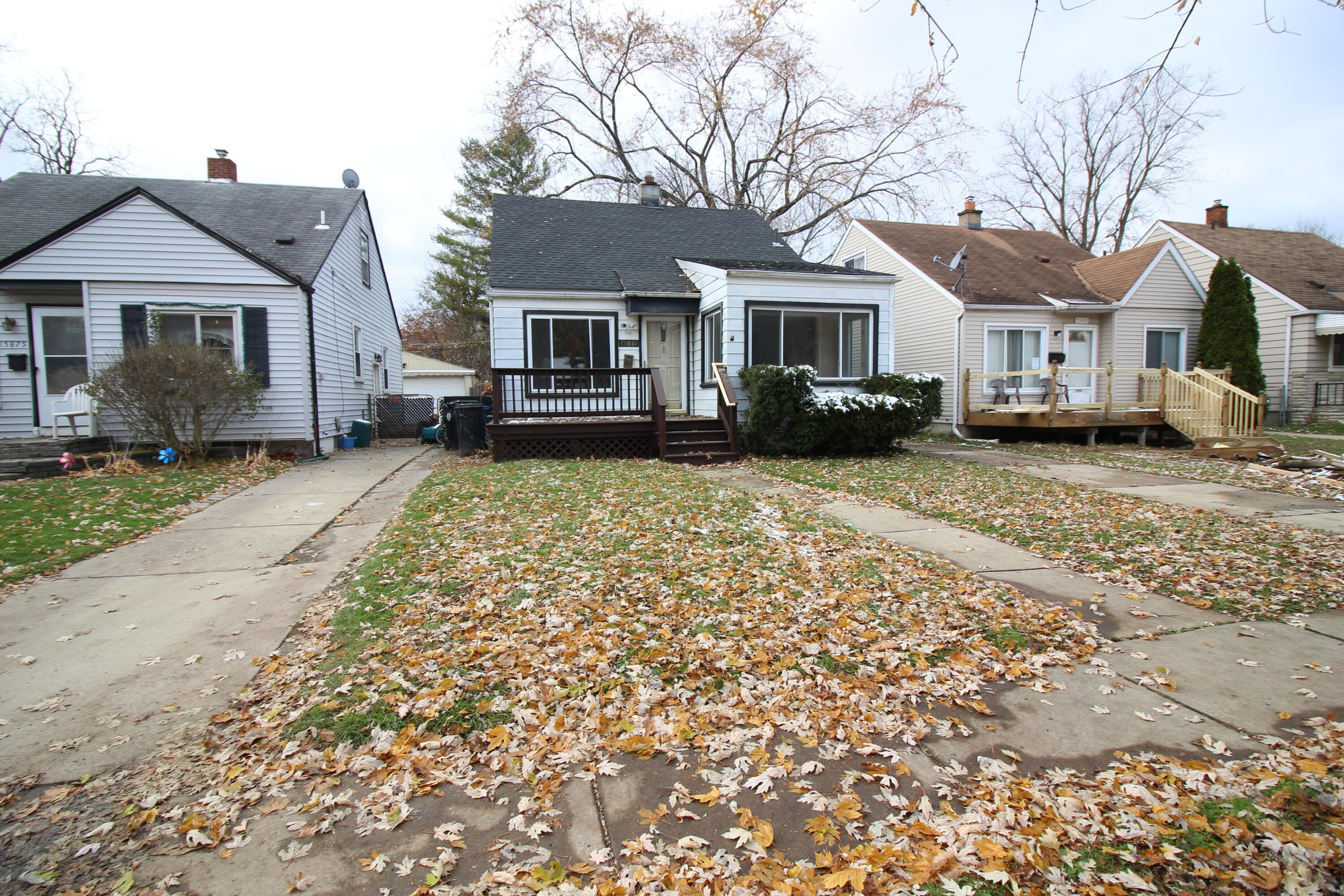 Lennane, Redford, MI 48239