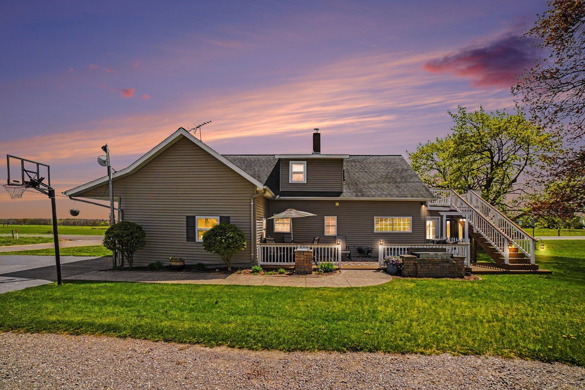 E Beaverton Rd, Clare, MI 48617