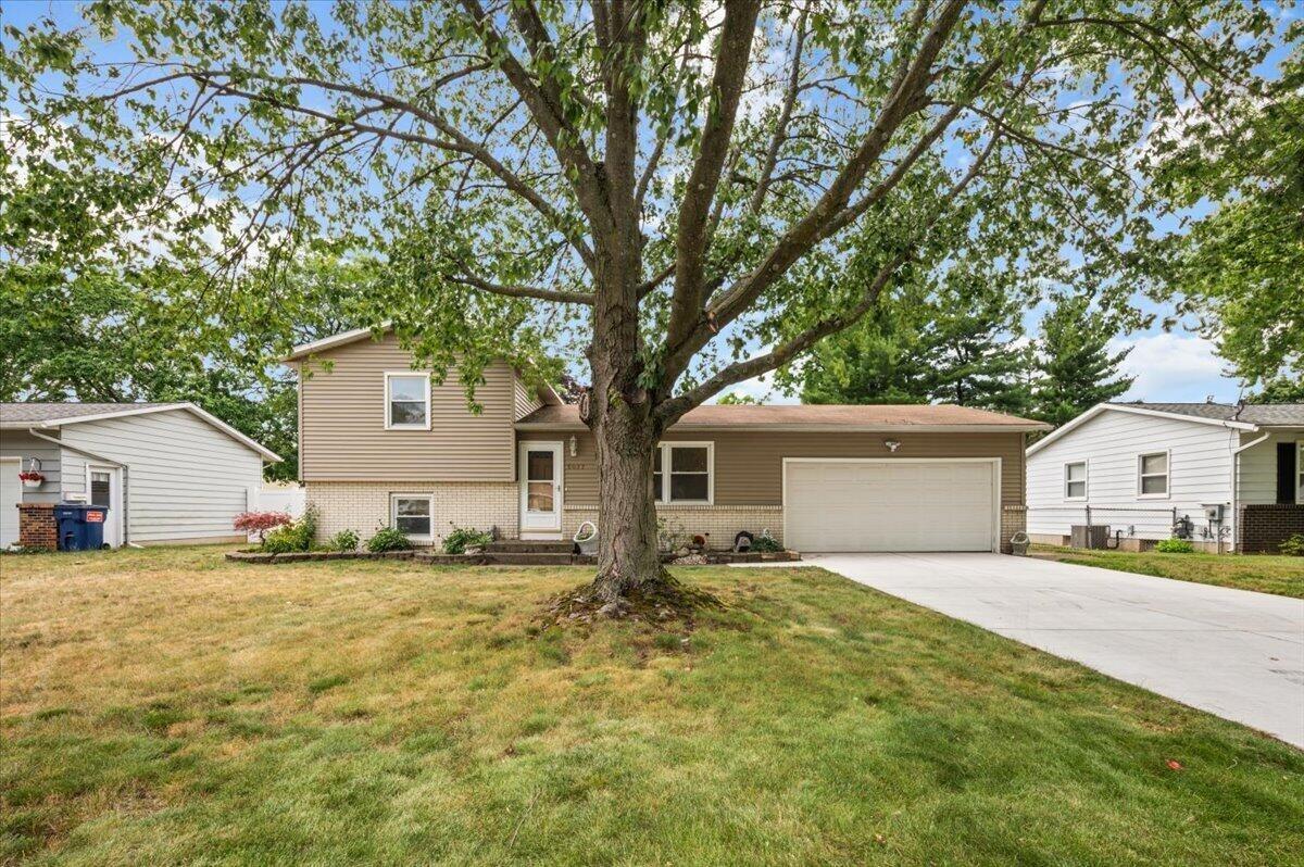 Madison Ave Se, Grand Rapids, MI 49548