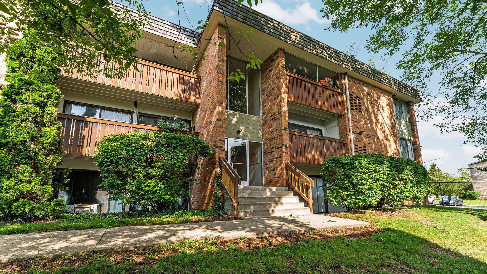 S Maple Rd, Ann Arbor, MI 48103