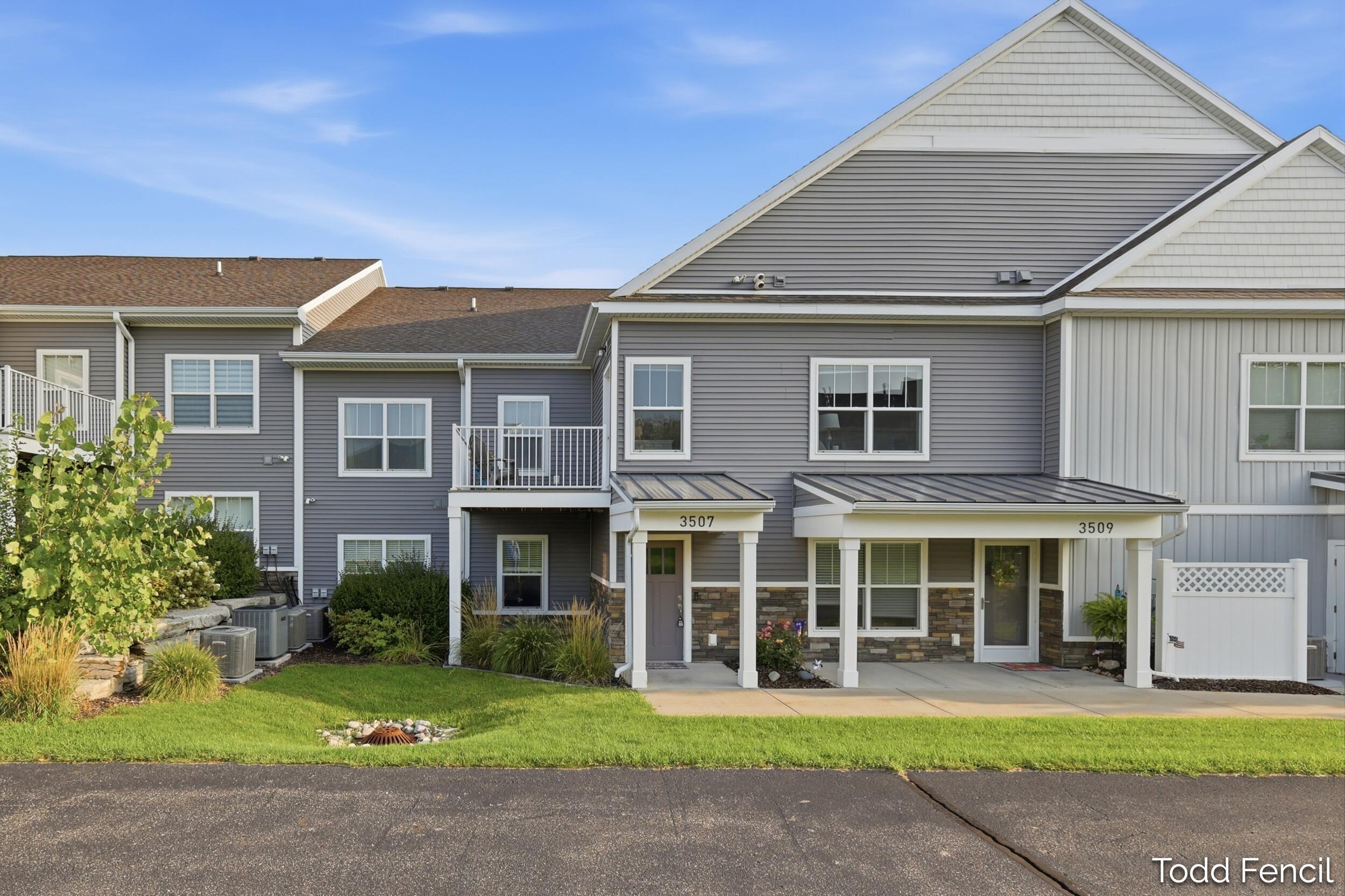 Crystal River St Sw, Grandville, MI 49418