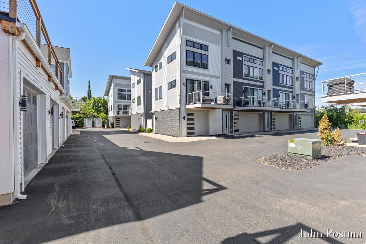 Fairview Ave Ne, Grand Rapids, MI 49503