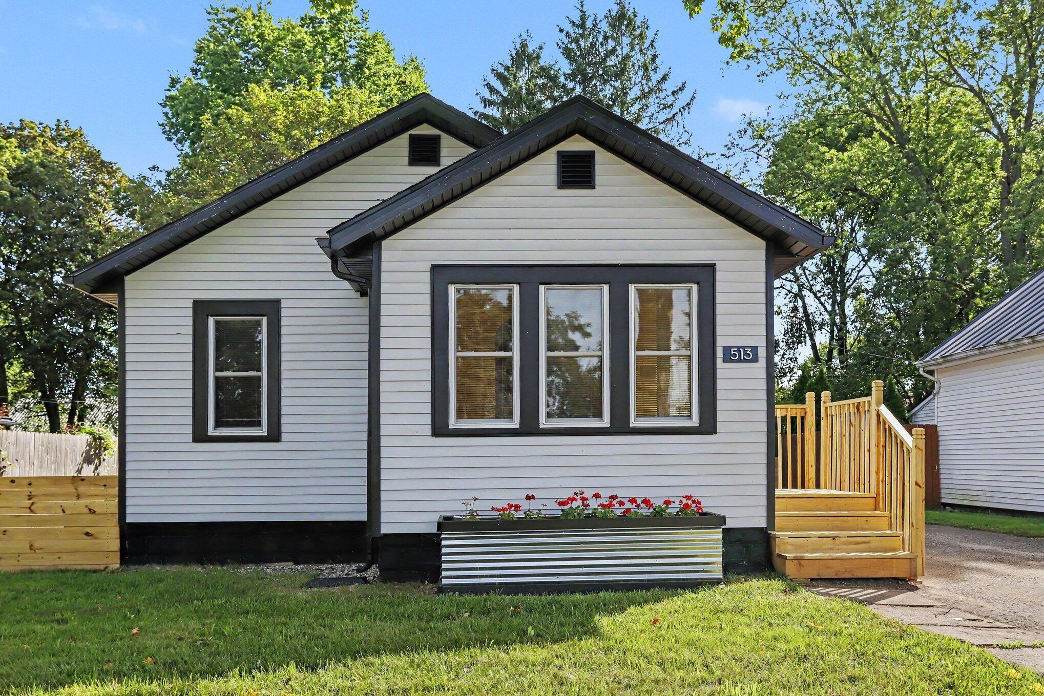 N 4th St, Sturgis, MI 49091