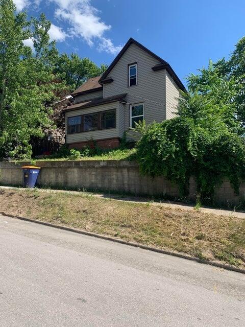 Olympia St Sw, Grand Rapids, MI 49503