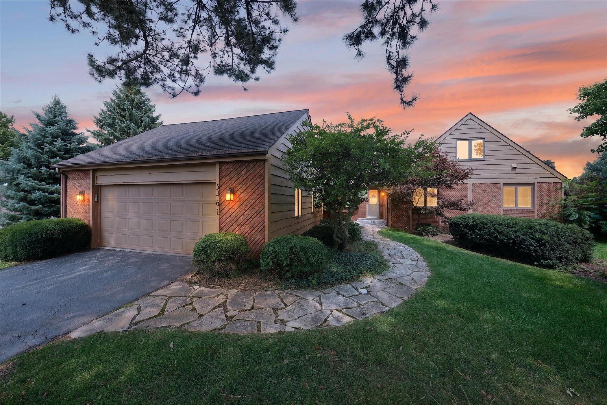 Countryside Dr, Saline, MI 48176