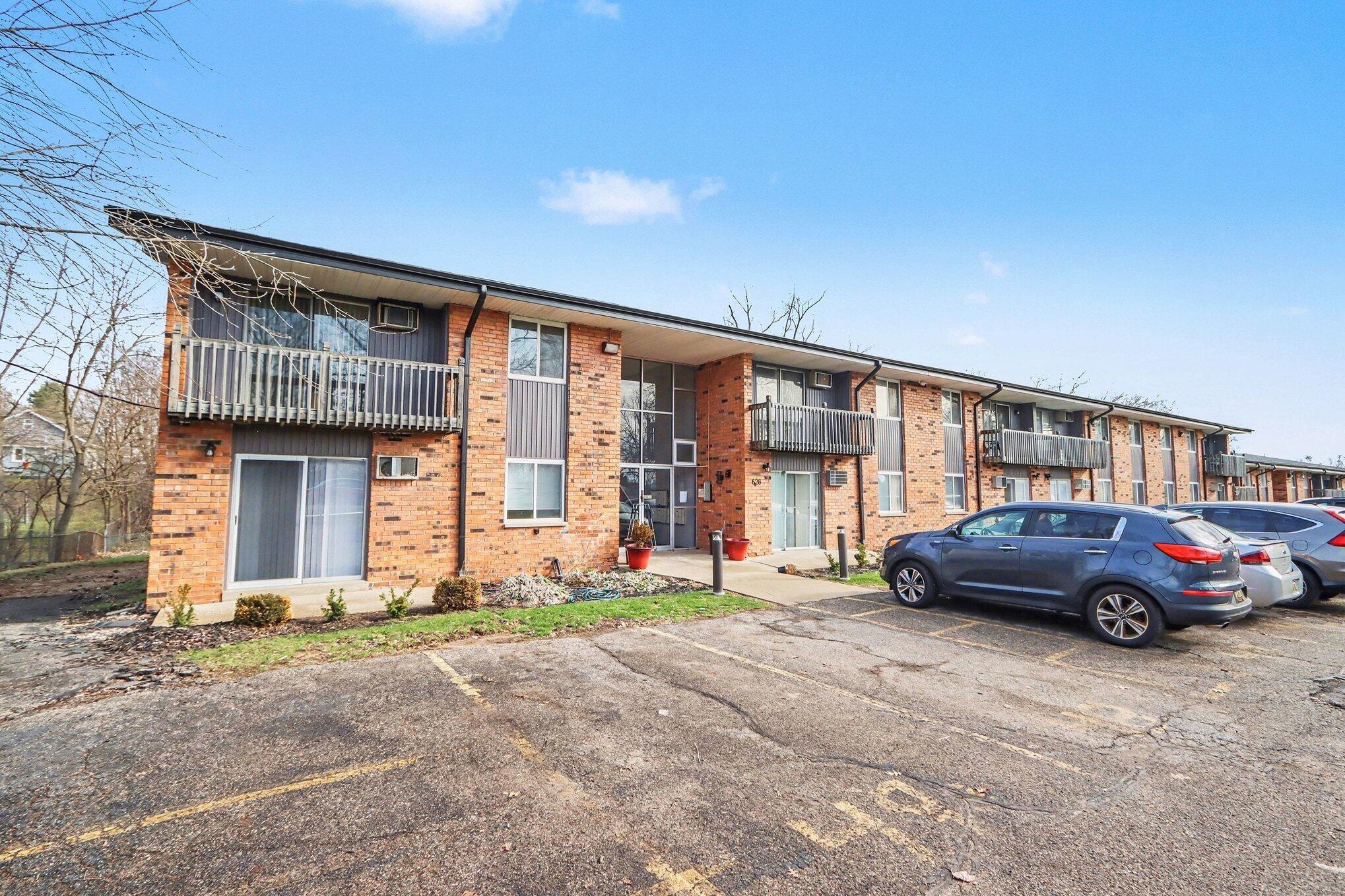 Lynn Ave, Kalamazoo, MI 49008