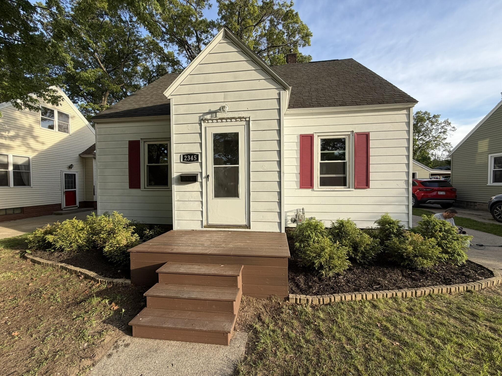 Harding Ave, Muskegon, MI 49441