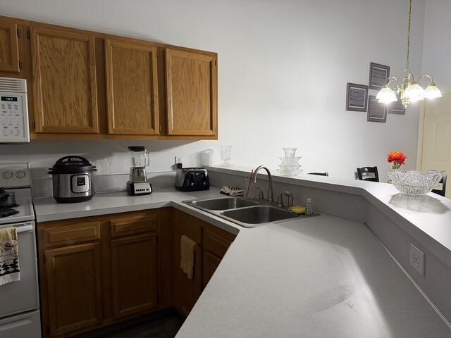Crosswinds Dr, Norton Shores, MI 49444