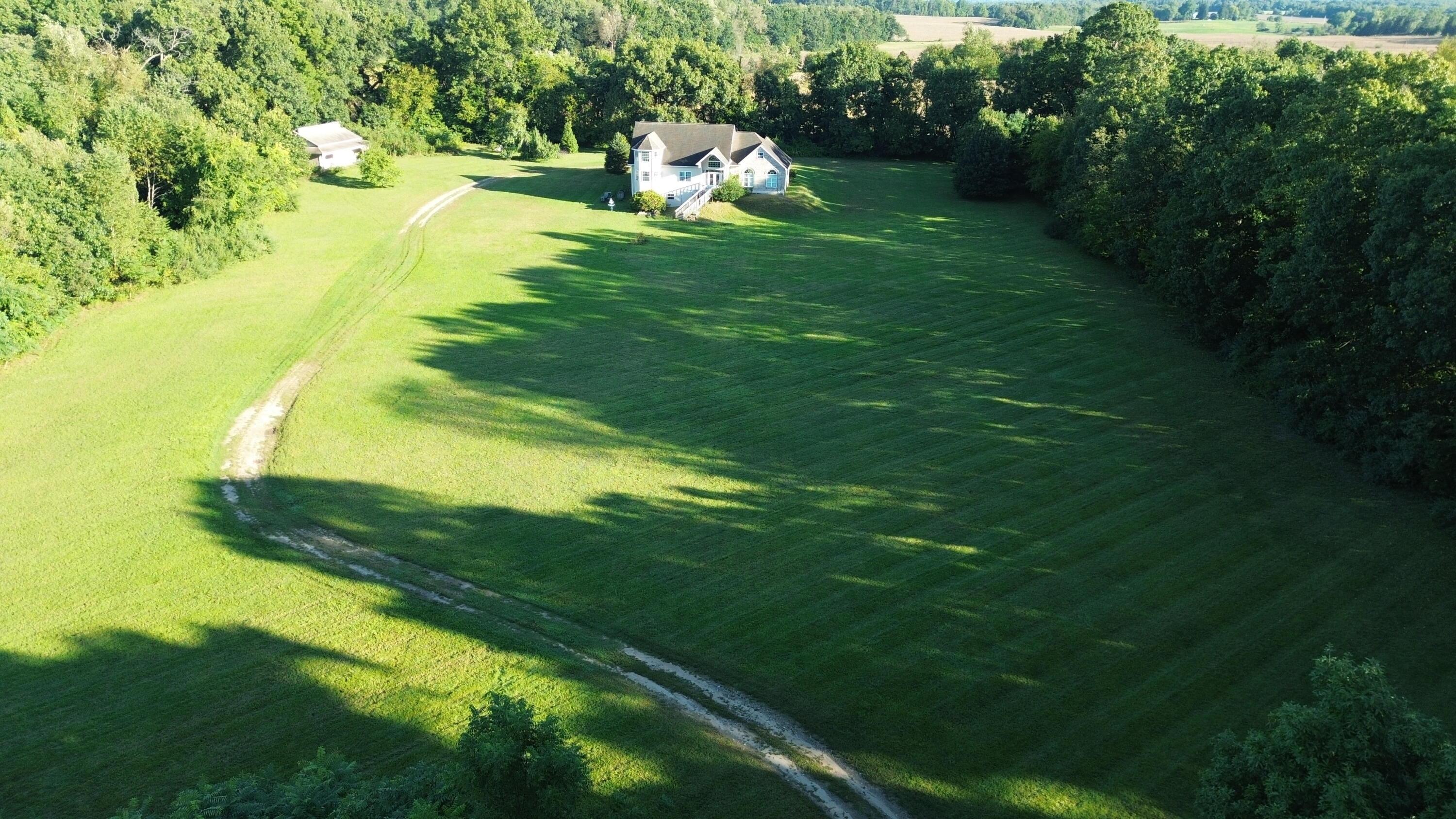 Mintdale Rd, Sturgis, MI 49091