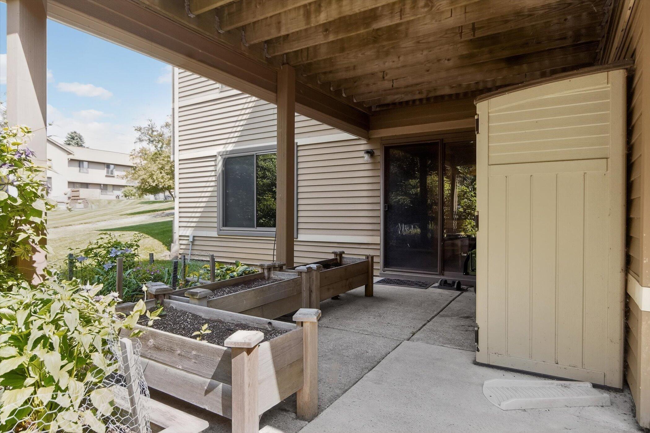 Briarcrest Dr, Ann Arbor, MI 48104