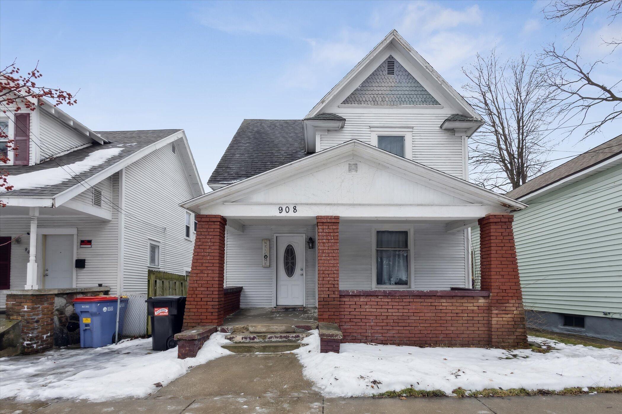 1st St Nw, Grand Rapids, MI 49504