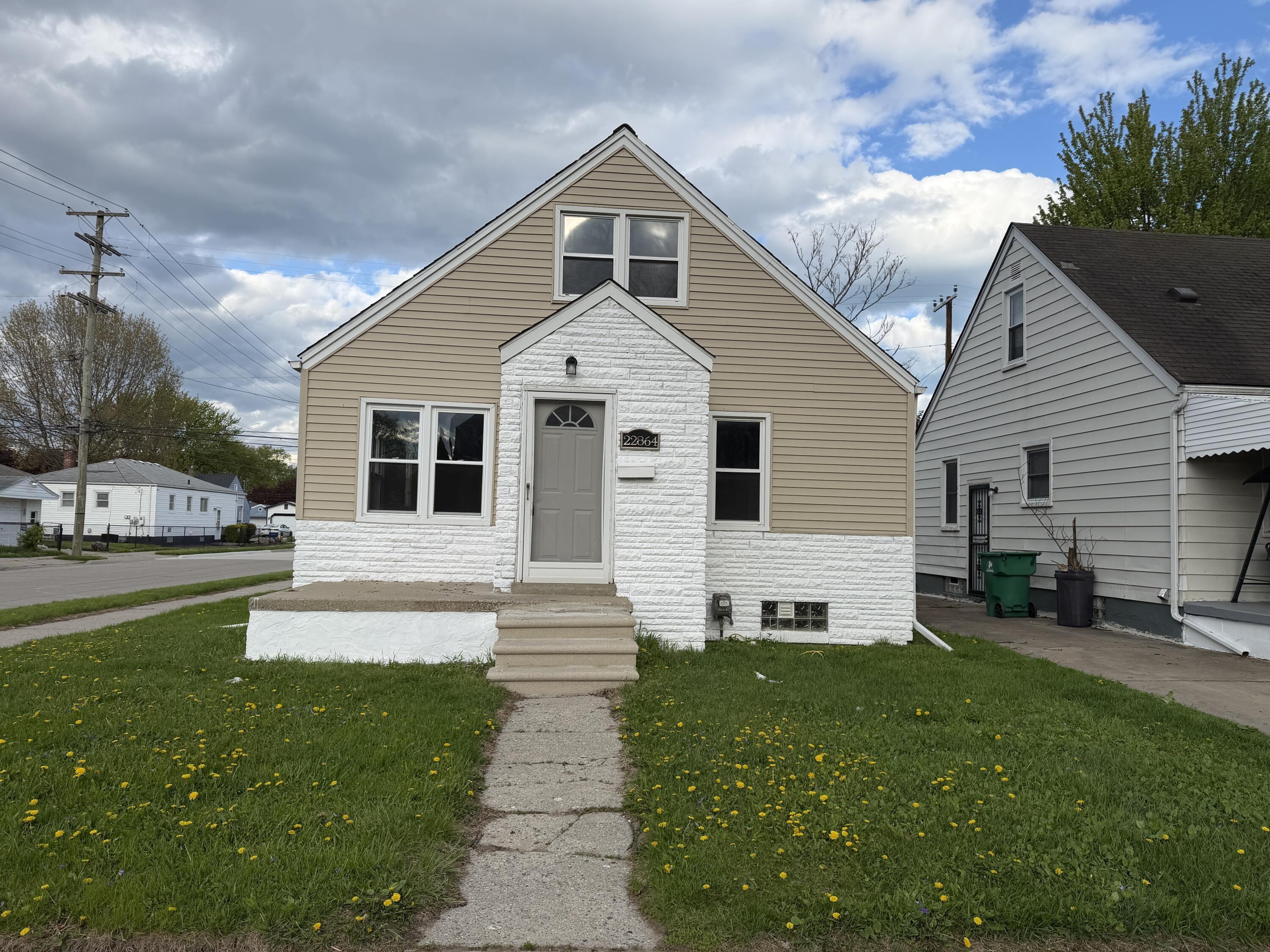 Piper Ave, Eastpointe, MI 48021
