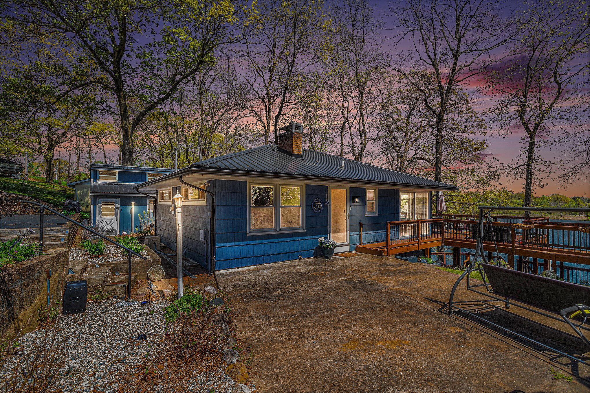 Fineview Bluff Dr, Battle Creek, MI 49017