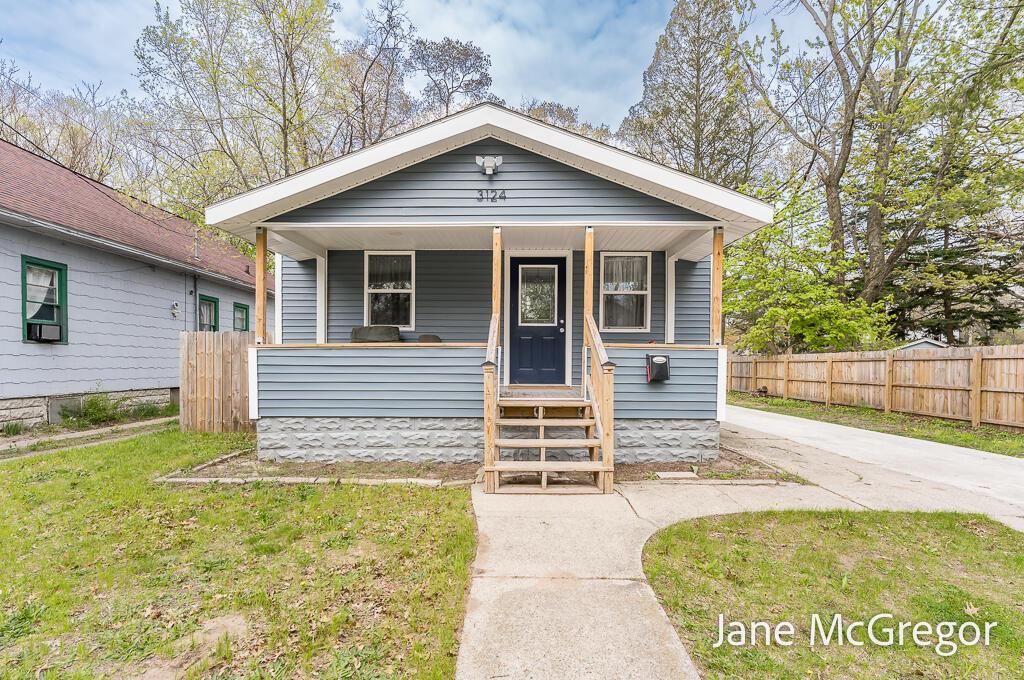 5th St, Muskegon, MI 49444