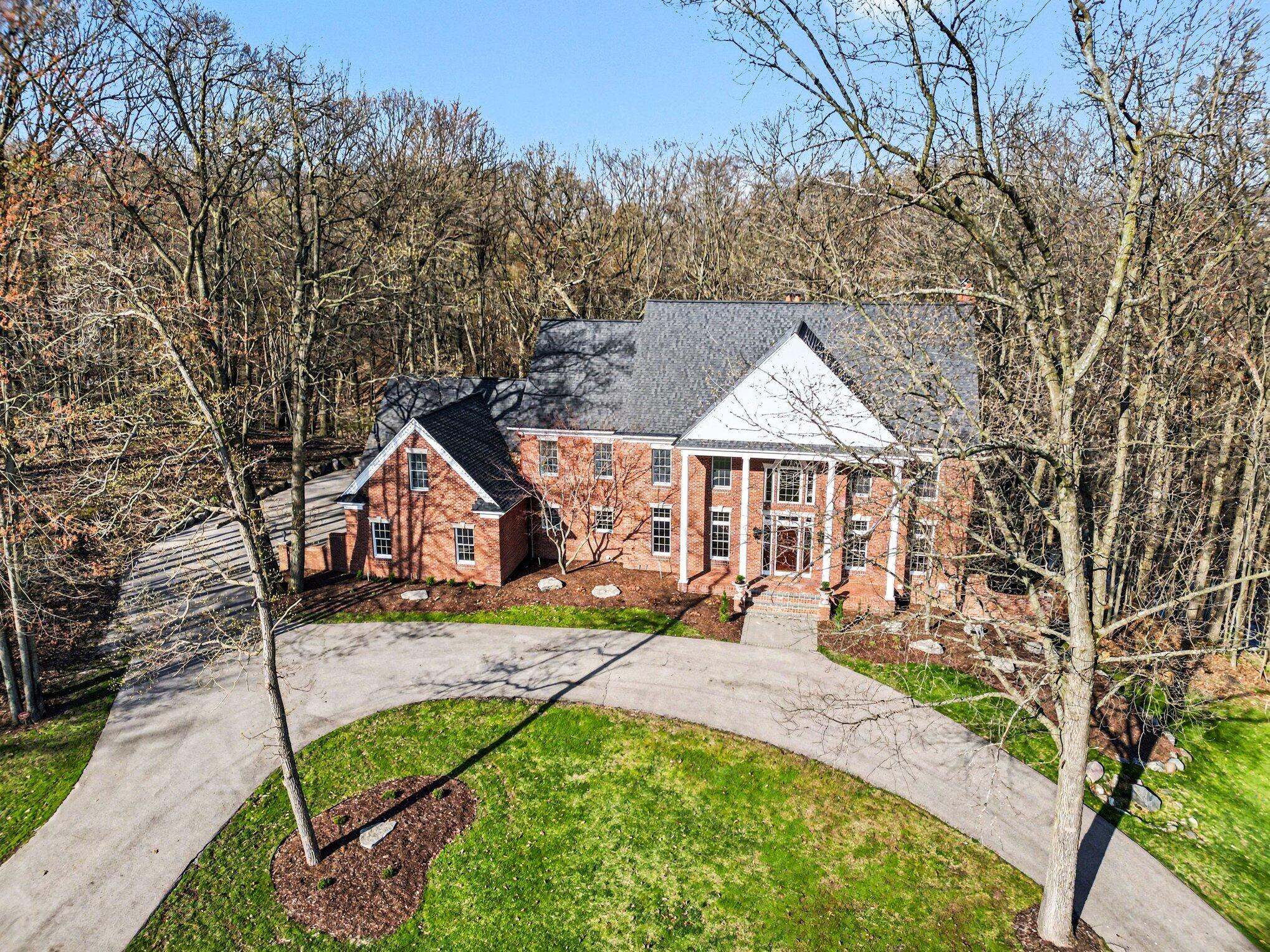 Ballybunion Ct Se, Grand Rapids, MI 49546