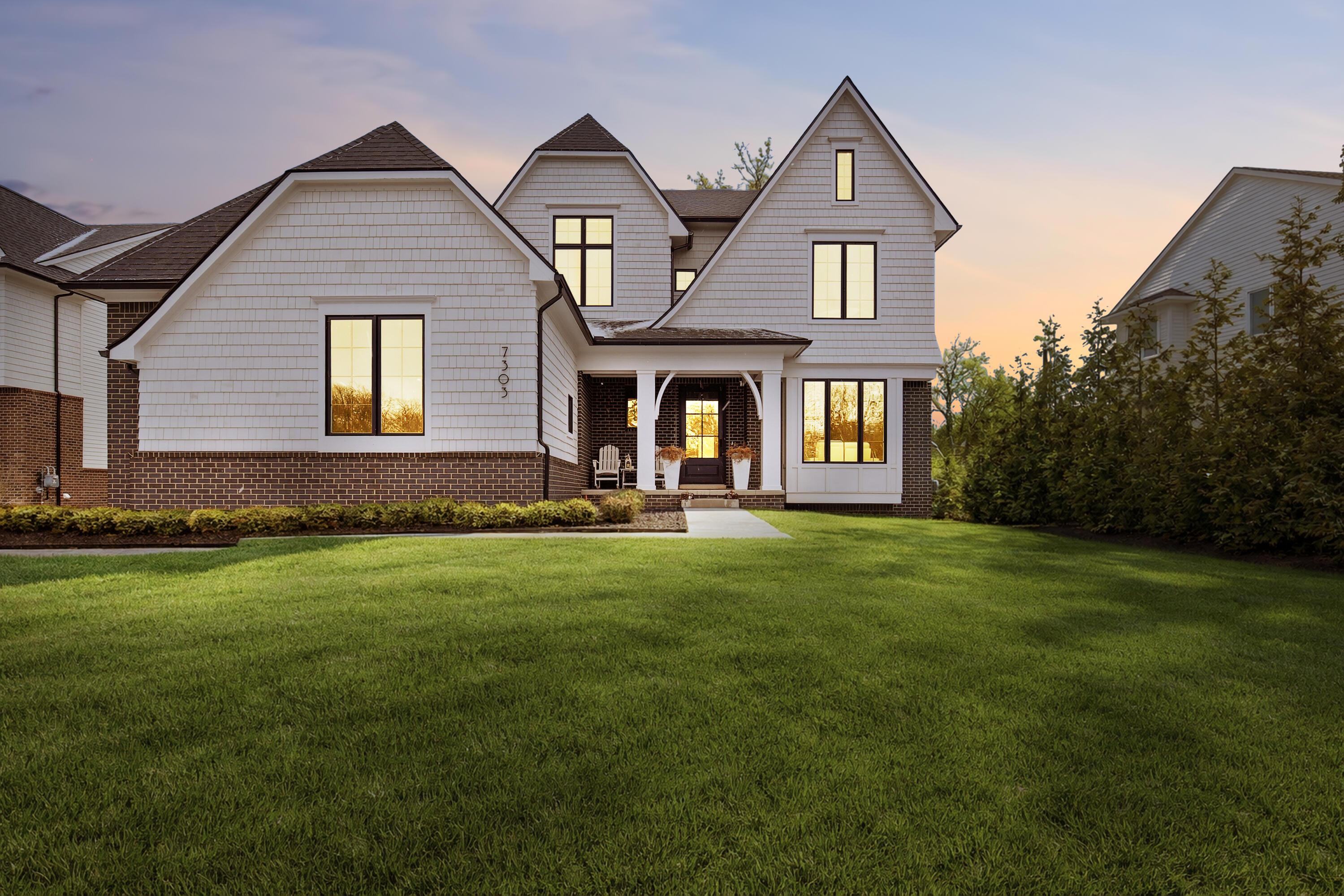 Brookside Village Ct, Bloomfield Hills, MI 48301