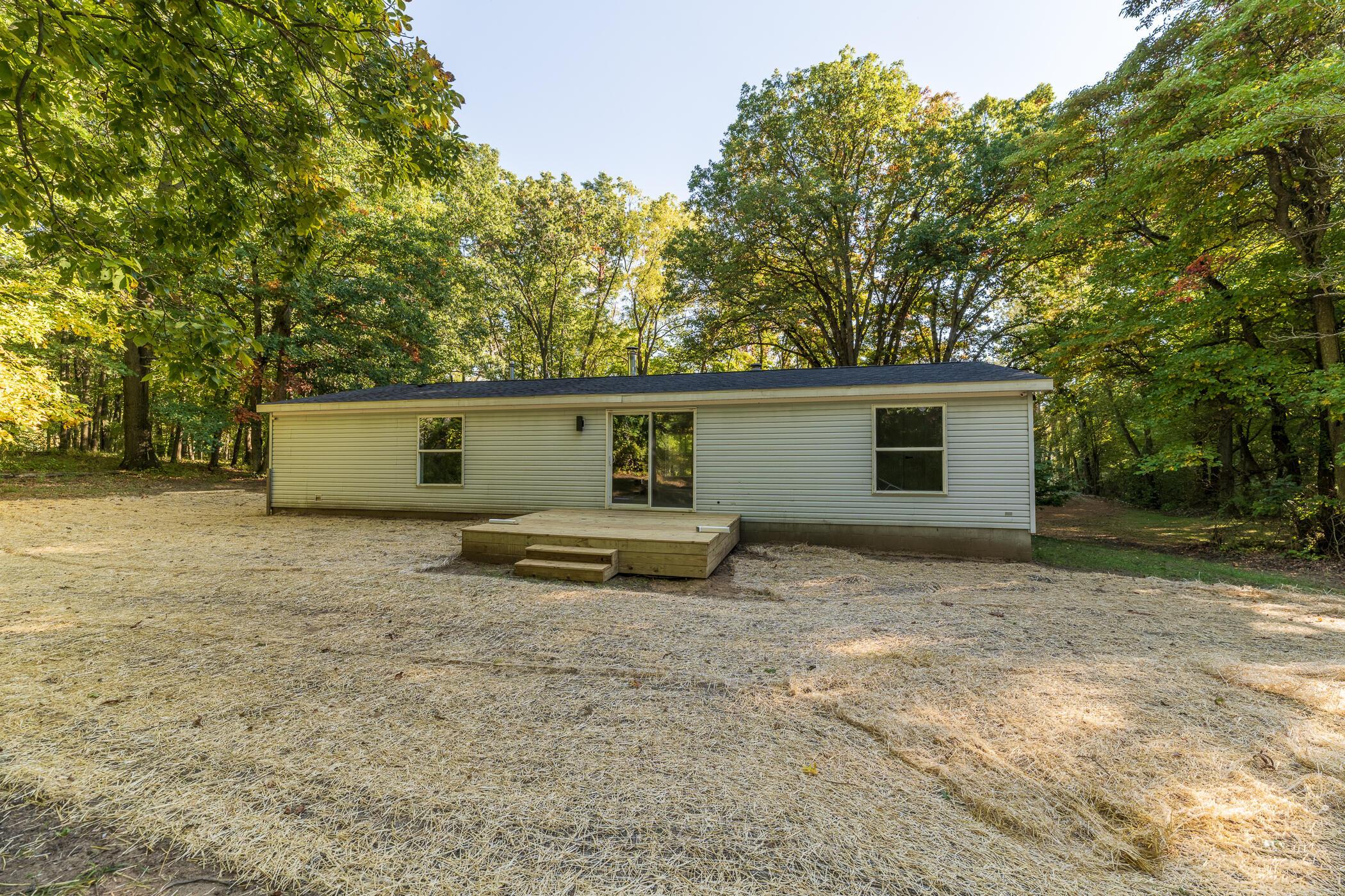 132nd Ave, Hopkins, MI 49328