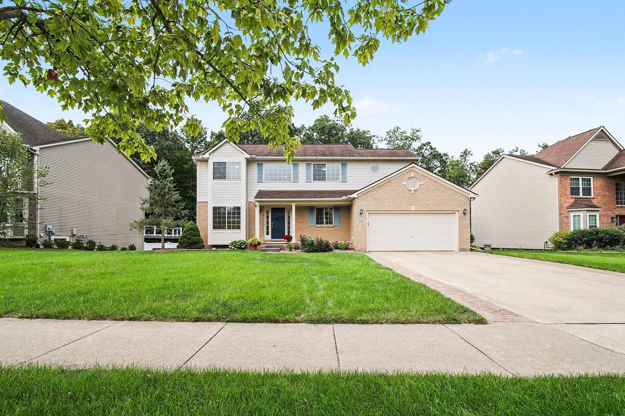 Cedar Ridge Dr, Ann Arbor, MI 48103